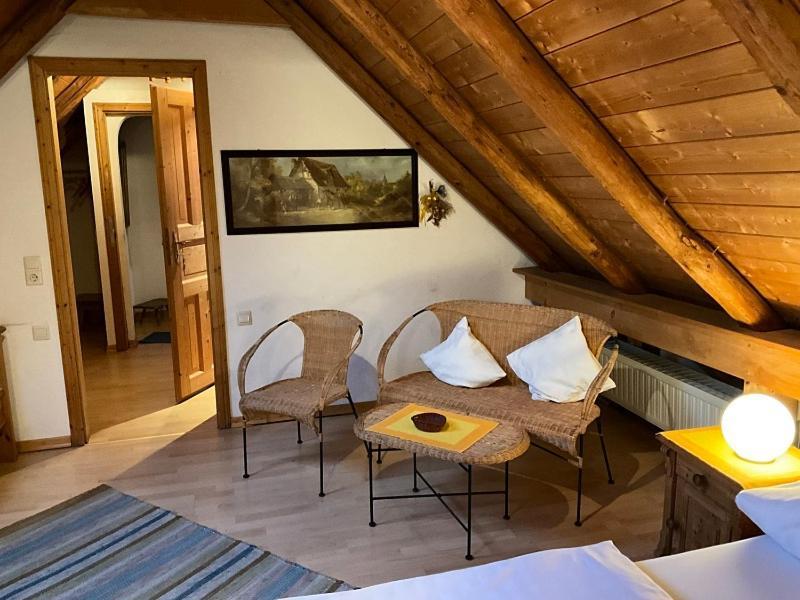 קולמבאך Landhotel Schwaerzhof מראה חיצוני תמונה